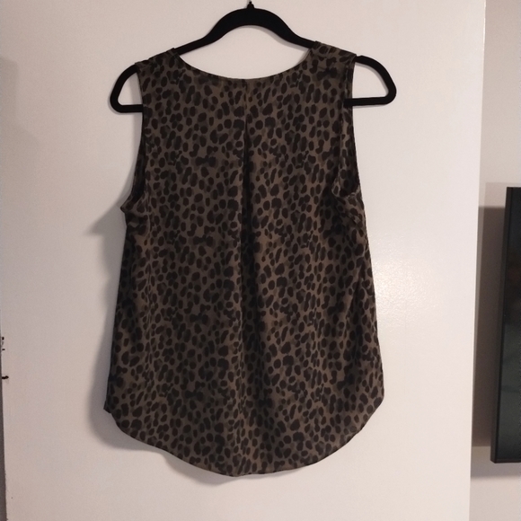 Leopard Print Banana Republic Sleeveless Top - Picture 3 of 4
